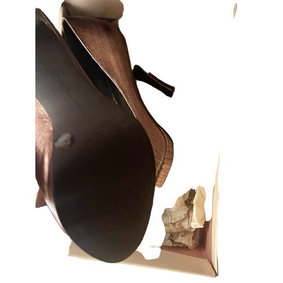 BCBGeneration Women's Dania Platform Pump,T Moro Metallic,7.5 M US - Picture 2 of 5